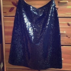 Size 10 sleek sequin fashion skirt.